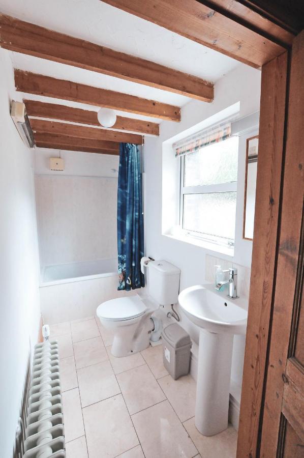 Cosy For 2, Sea Views, Large Grounds. Wifi *